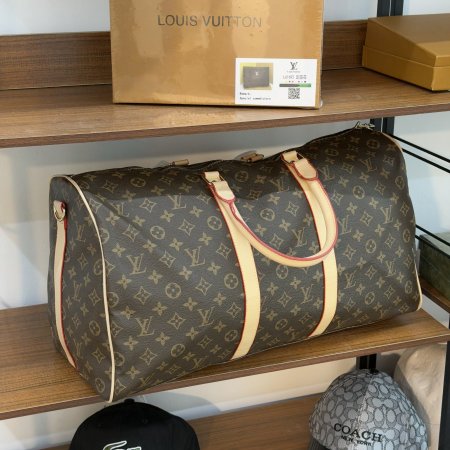 شنطة LV لويز فيتون