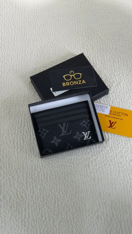 جزدان LV لويس فيوتن