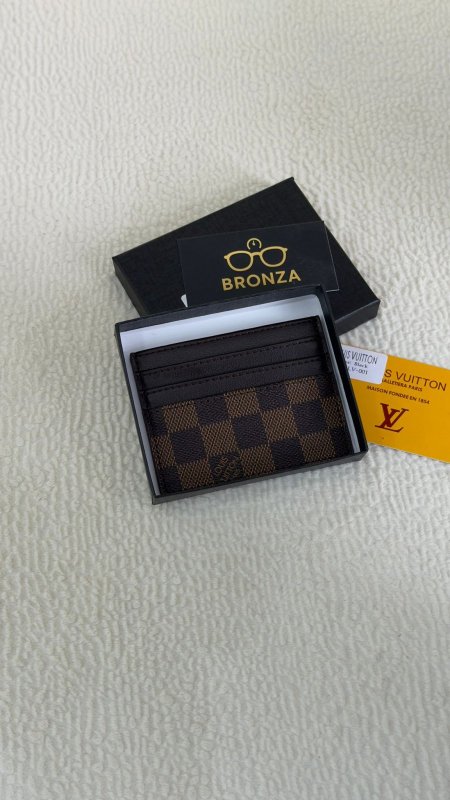 جزدان LV لويس فيوتن