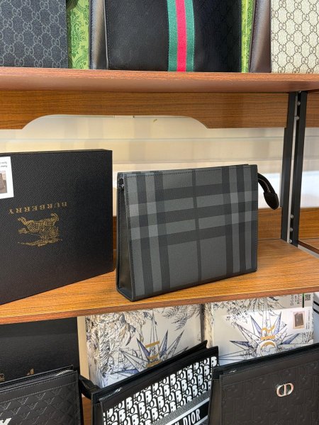 شنطة بربري Burberry