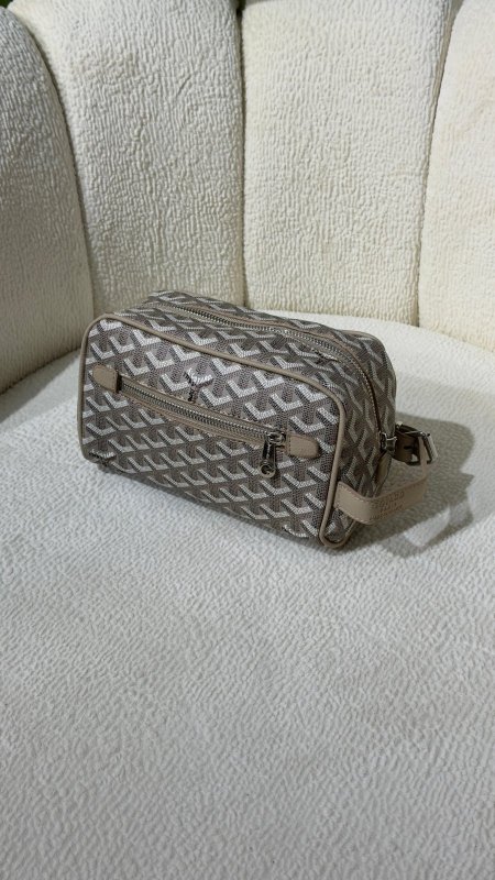 شنطة GOYARD قويارد
