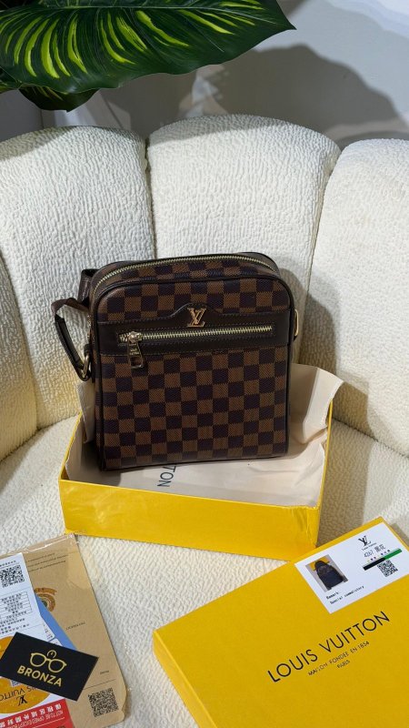 شنطة LV لويس فيتون