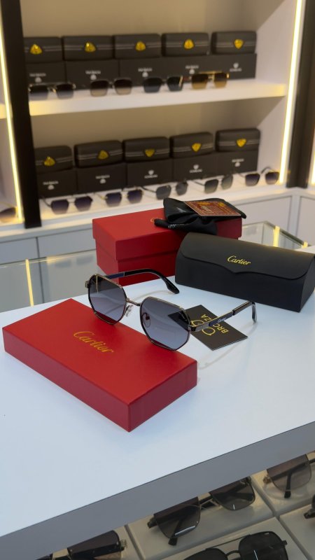 نظارة Cartier كارتير