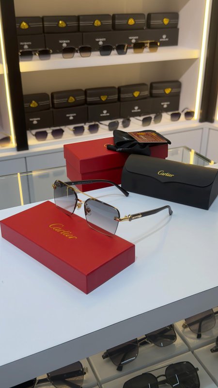 نظارة Cartier كارتير