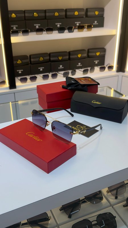 نظارة Cartier كارتير
