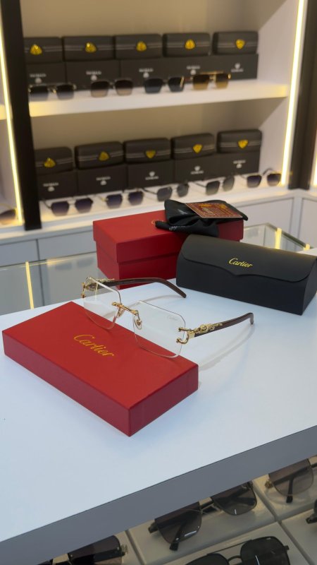 نظارة Cartier كارتير