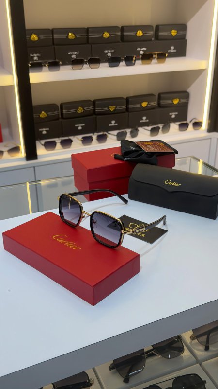 نظارة Cartier كارتير