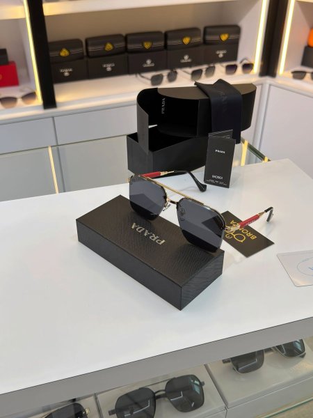 نظارة  PRADA برادا