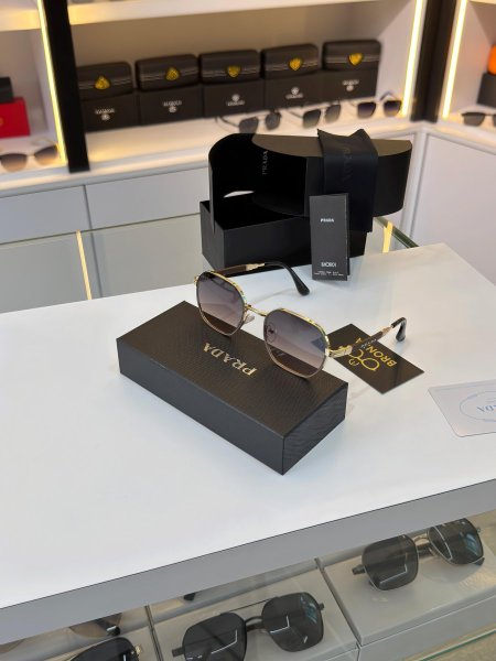 نظارة  PRADA برادا