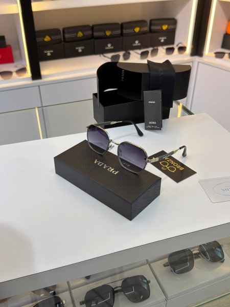 نظارة  PRADA برادا