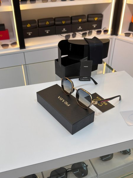 نظارة  PRADA برادا