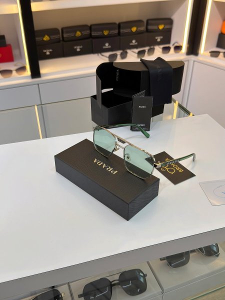 نظارة  PRADA برادا