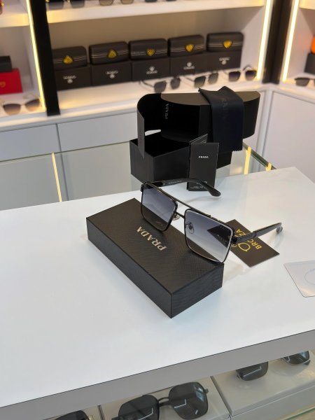 نظارة  PRADA برادا
