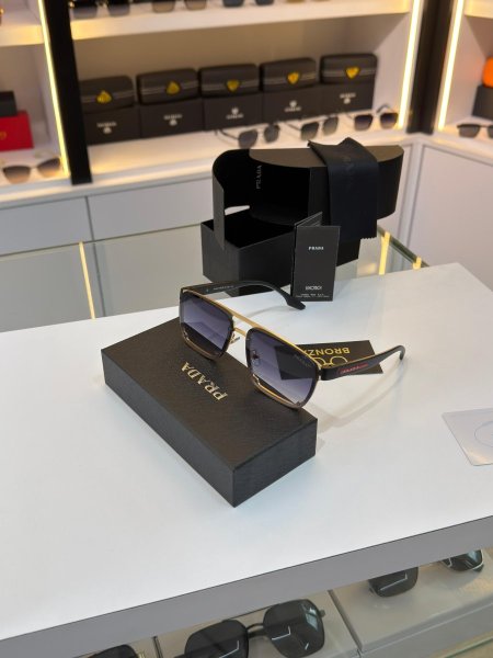 نظارة  PRADA برادا