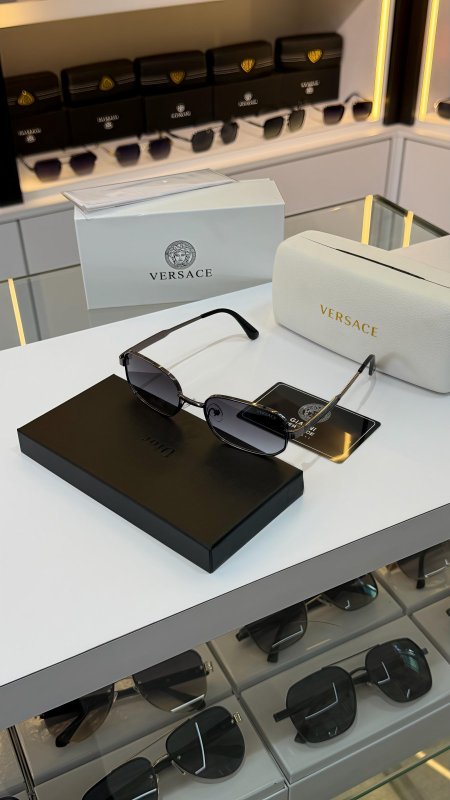 نظارة VERSACE فرزاتشي