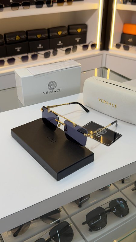 نظارة VERSACE فرزاتشي