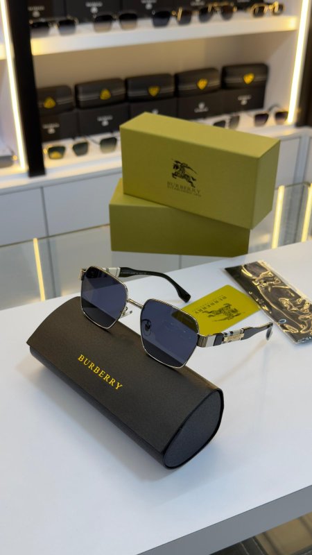 نظارة BURBERRY  بربري