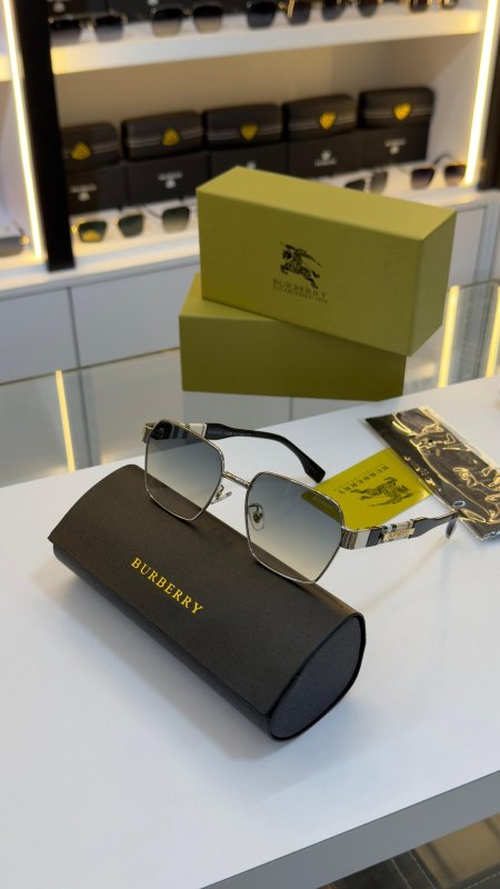 نظارة BURBERRY  بربري