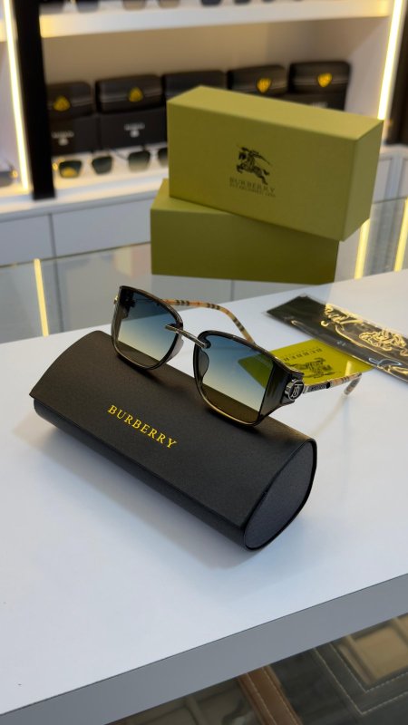 نظارة BURBERRY  بربري