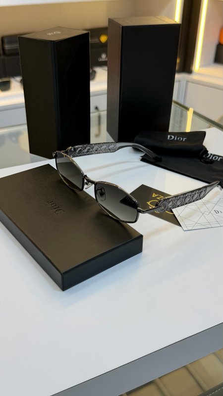 نظارة Dior ديور
