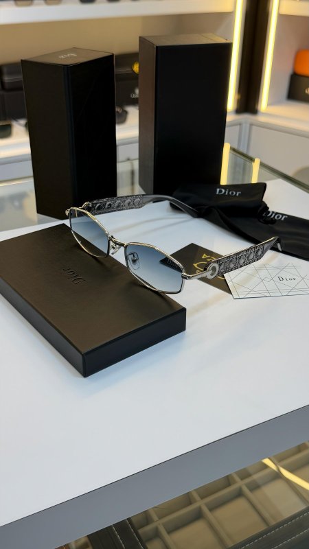 نظارة Dior ديور