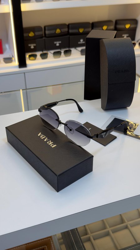 نظارة PRADA برادا