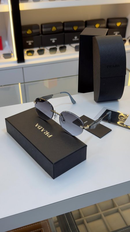 نظارة PRADA برادا