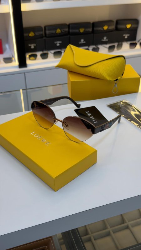نظارة لويفي LOEWE