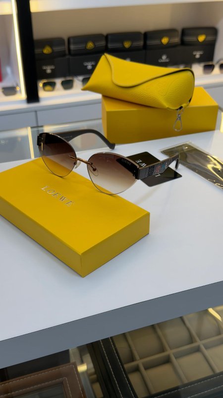 نظارة لويفي LOEWE