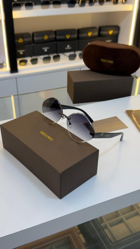 نظارة توم فورد  TOM FORD