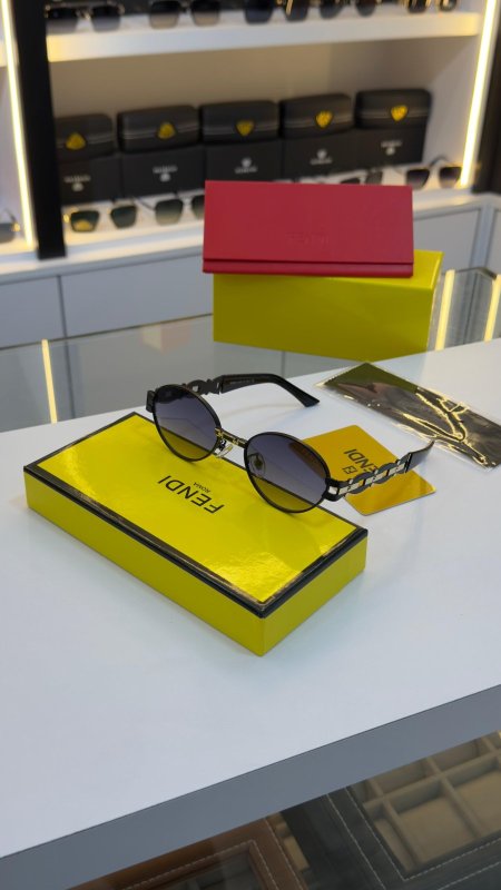 نظارة FENDI فيندي