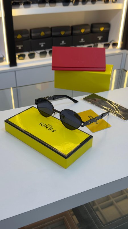نظارة FENDI فيندي