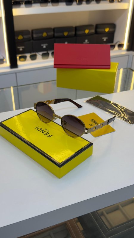 نظارة FENDI فيندي