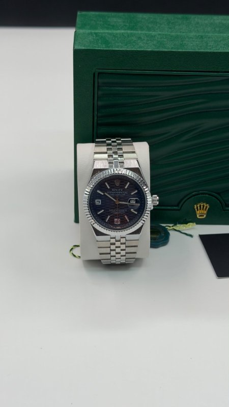 ساعة رولكس ROLEX لاند دويلار