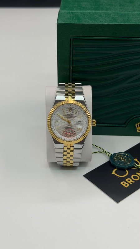 ساعة رولكس ROLEX لاند دويلار