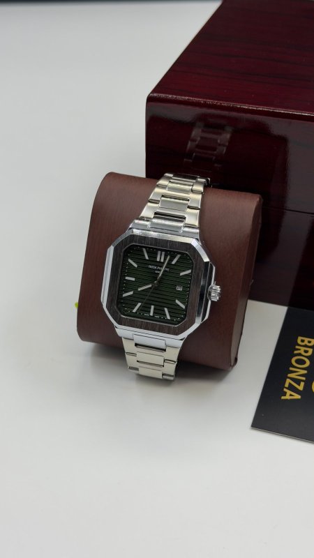 ساعة باتيك فيليب PATEK PHILIPPE