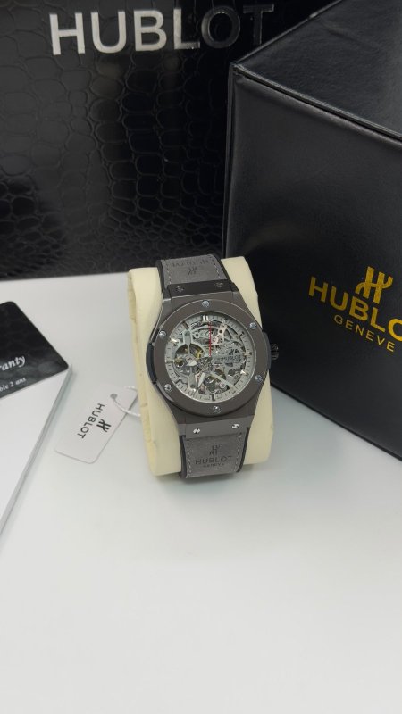 ساعة هوبلت HUBLOT نبض اوتوماتيك