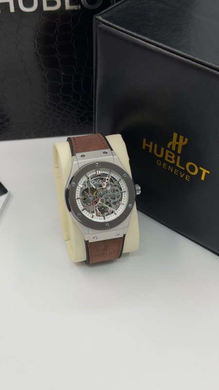 ساعة هوبلت HUBLOT نبض اوتوماتيك