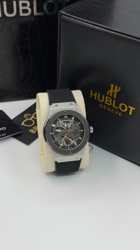 ساعة هوبلت HUBLOT نبض اوتوماتيك