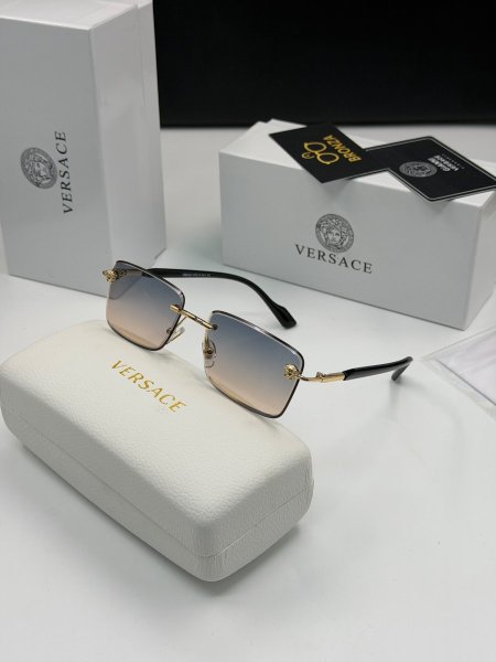 نظارة VERSACE فرزاتشي <br> <span class='text-color-warm'>بيعت كلها</span>