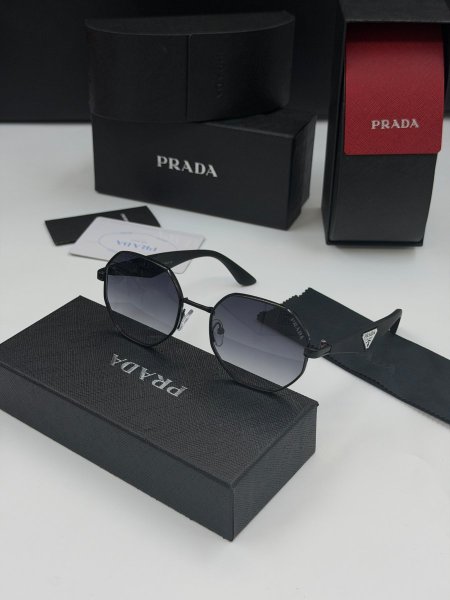نظارة PRADA برادا
