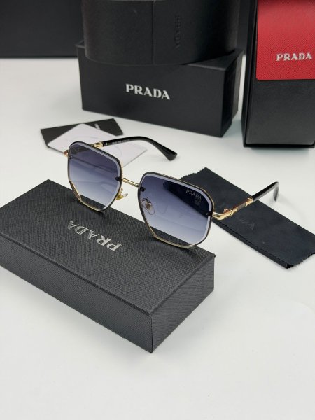 نظارة PRADA برادا