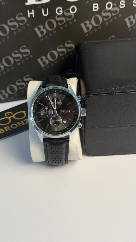 ساعة BOSS
