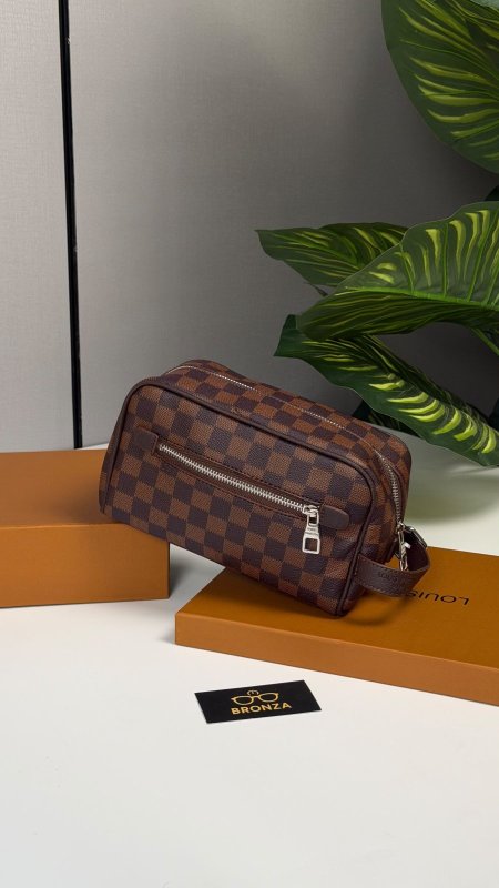 شنطة يد LV لويس فيتون