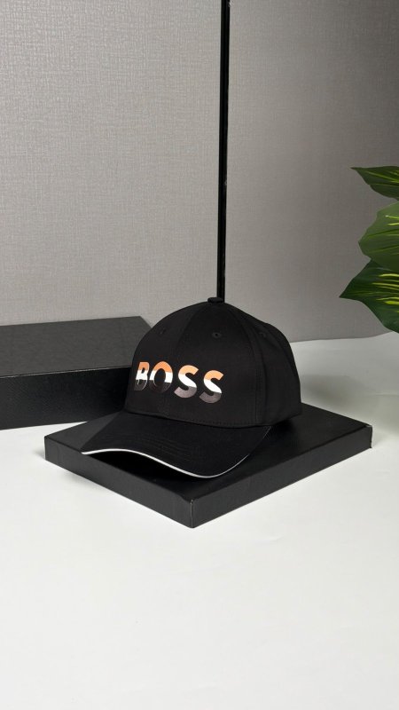 طاقية BOSS