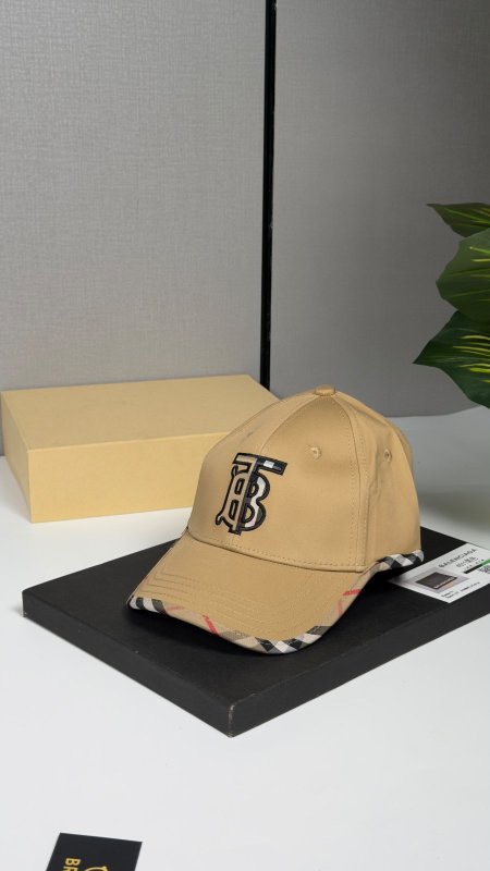 طاقية بربري Burberry