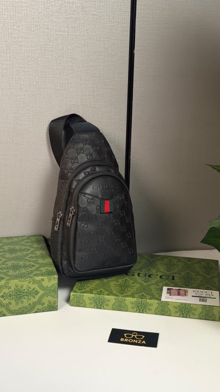 شنطة كتف GUCCI قوتشي