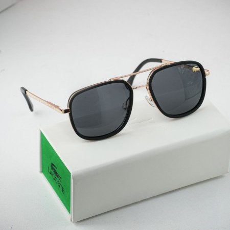 نظارة لاكست