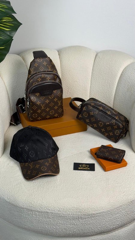 طقم 4 قطع لويس فيتون LV