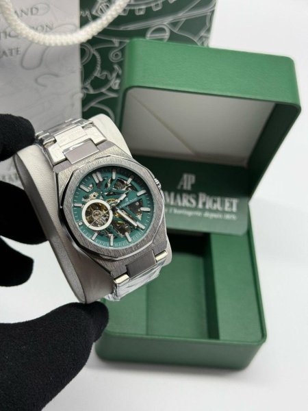 ساعة رجالي AP